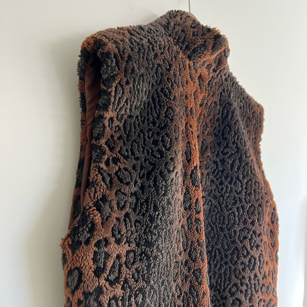 Vintage Cheetah Zip Up Vest - L/XL - Picture 10 of 11
